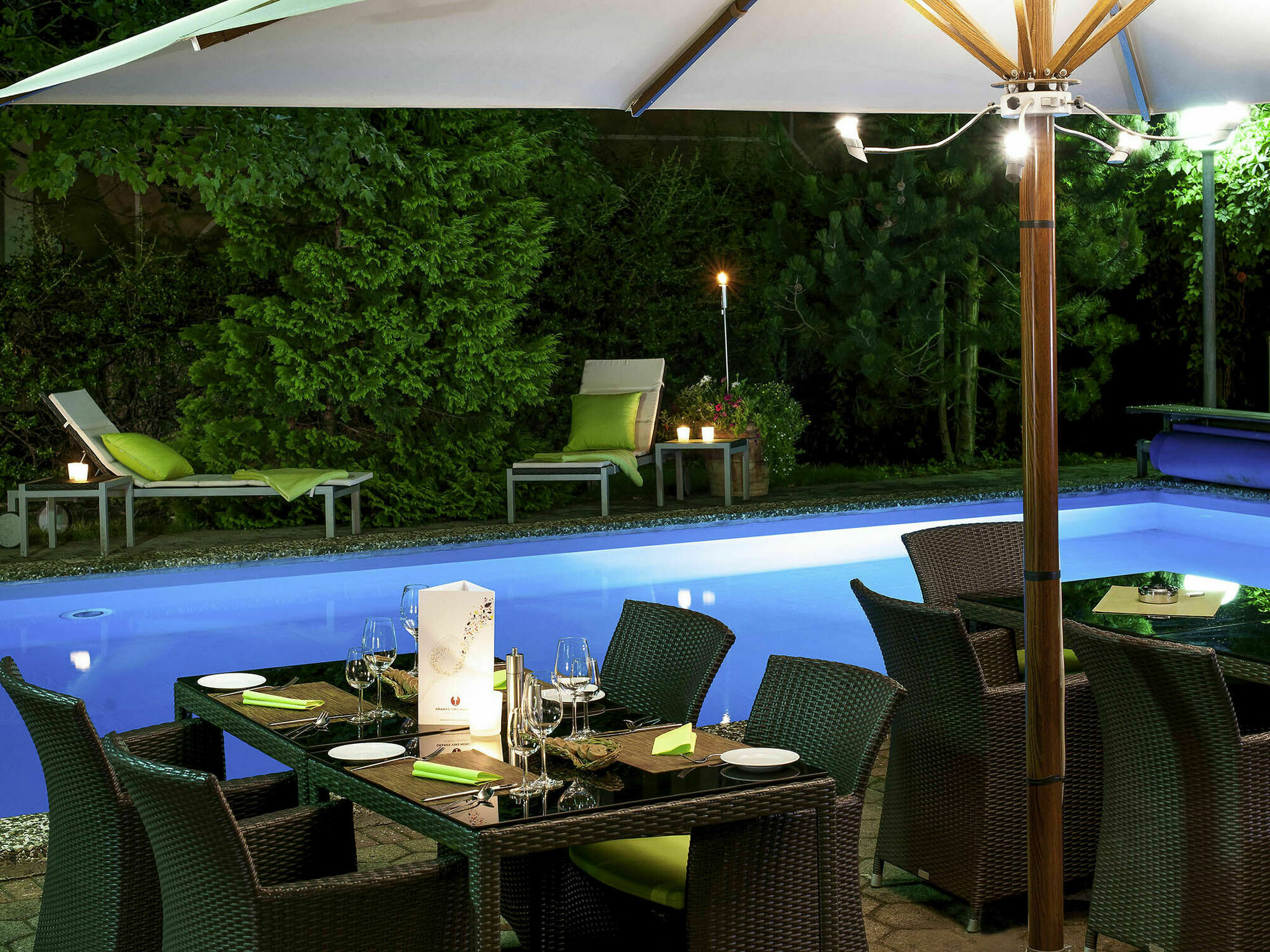 Mercure West 4*